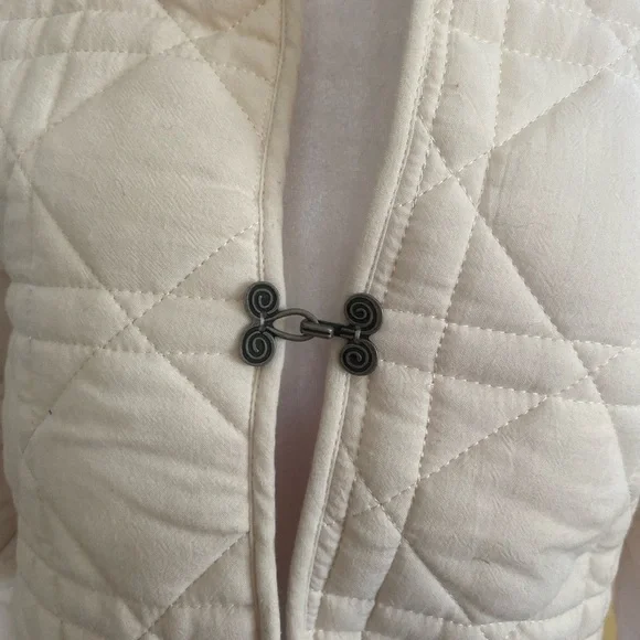 ASTR Ivory Quilted Cropped Blazer Jacket Women's XS - Picture 2 of 11